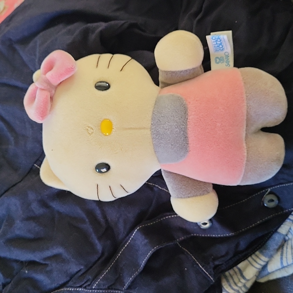 Sanrio. Hello color Hello Kitty vintage Plush